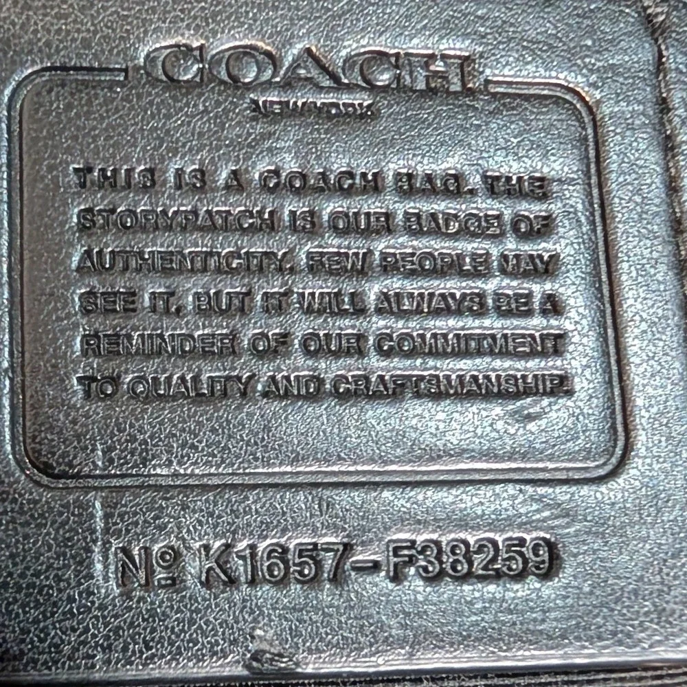 Coach Lexy Black Pebbled Leather Shoulder Bag Crossbody F38259 Gold Hardware